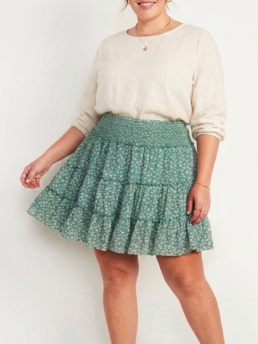 American Eagle Tiered Ruffle Mini Skirt Lined Size Large Floral Summer